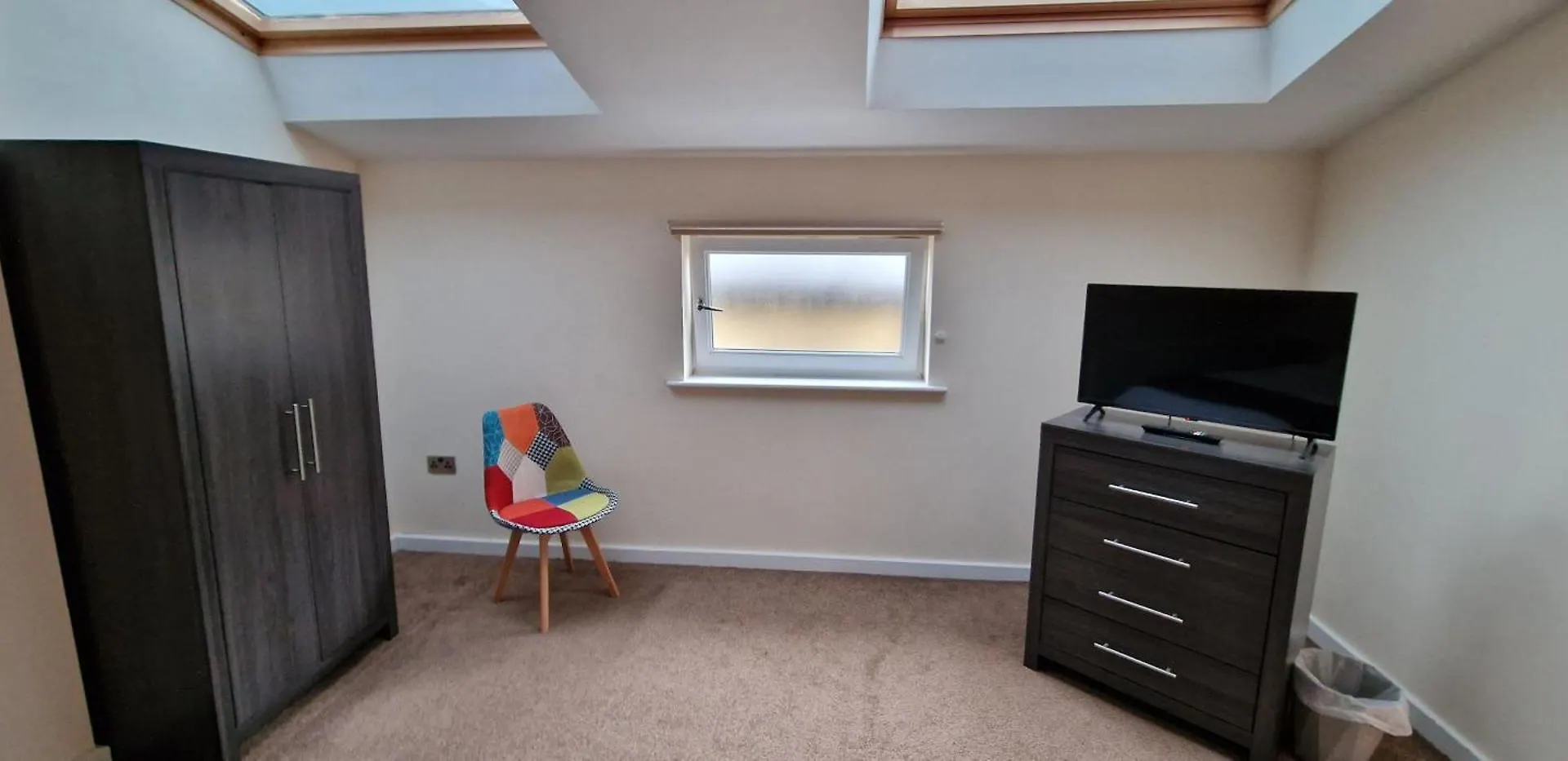 Penthouse Apartment In Central Halifax Guest house